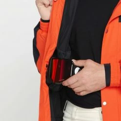 Vestes De Ski VOLCOM LONGO GORE-TEX JACKET ORANGE SHOCK 23 Rouge / Noir 12 Vestes De Ski VOLCOM LONGO GORE-TEX JACKET ORANGE SHOCK 23 Rouge / Noir -Vêtements hiver Homme Soldes 9 115021 longo gore tex jacket orange shock g0652306 osh 05